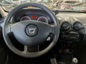 Dacia Duster (2011) thumbnail 9