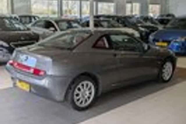 Alfa Romeo GTV (1998) thumbnail 4