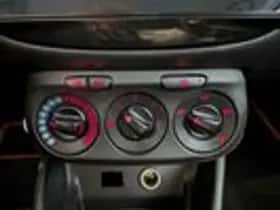 Opel Corsa (2016) thumbnail 14