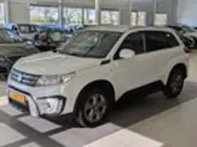 Suzuki Vitara (2015) thumbnail 2
