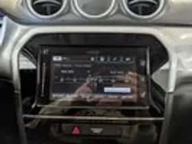 Suzuki Vitara (2015) thumbnail 16