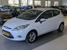 Ford Fiesta (2009) thumbnail 2