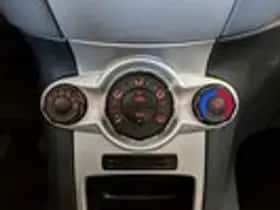 Ford Fiesta (2009) thumbnail 13