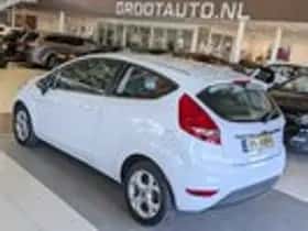 Ford Fiesta (2009) thumbnail 3
