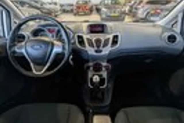 Ford Fiesta (2009) thumbnail 9