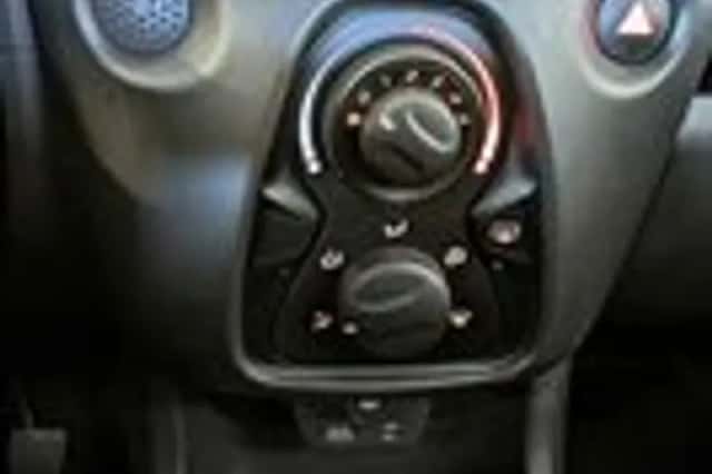 Peugeot 108 (2016) thumbnail 12