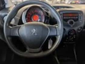 Peugeot 108 (2016) thumbnail 9