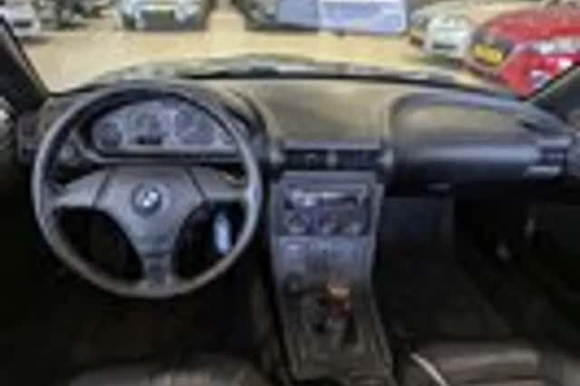 BMW Z3 (1996) thumbnail 7