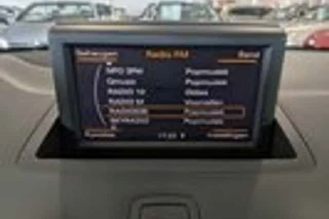 Audi A1 (2010) thumbnail 16
