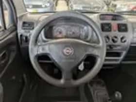 Opel Agila (2003) thumbnail 9