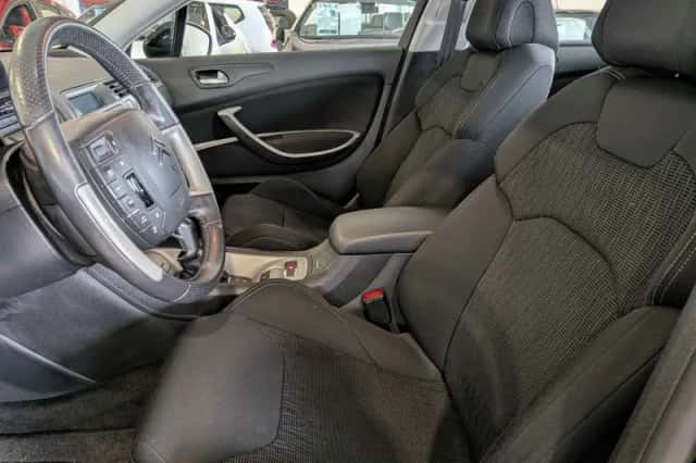 Citroën C5 (2011) thumbnail 6