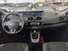 Renault Grand Scénic (2012) thumbnail 11