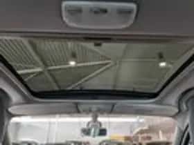Renault Grand Scénic (2012) thumbnail 17