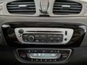 Renault Grand Scénic (2012) thumbnail 22
