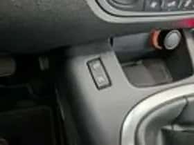 Renault Grand Scénic (2012) thumbnail 27