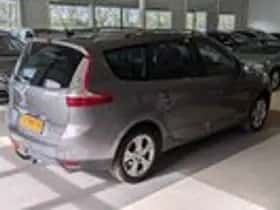 Renault Grand Scénic (2012) thumbnail 4