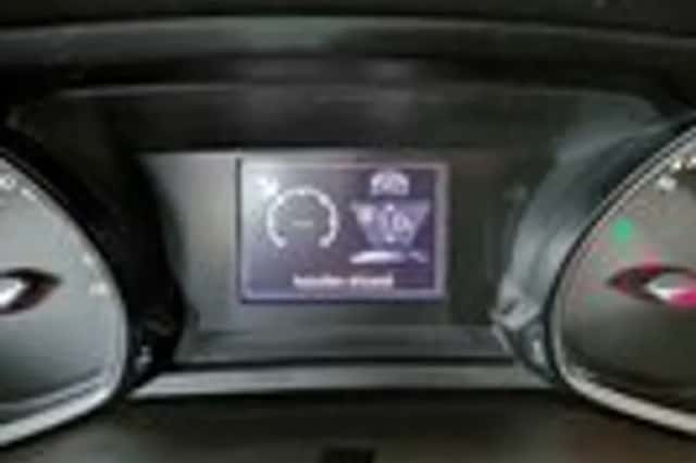 Peugeot 308 (2013) thumbnail 14