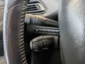 Peugeot 308 (2013) thumbnail 17