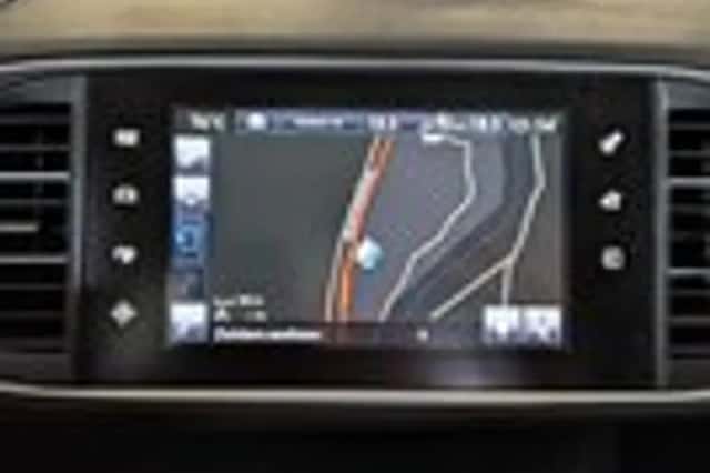 Peugeot 308 (2013) thumbnail 21