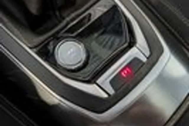 Peugeot 308 (2013) thumbnail 24