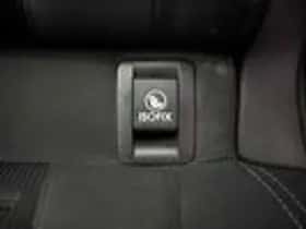 Peugeot 308 (2013) thumbnail 8
