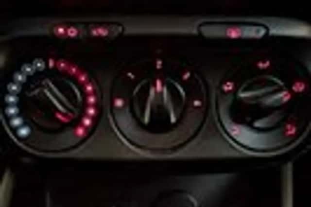 Opel Corsa (2018) thumbnail 17