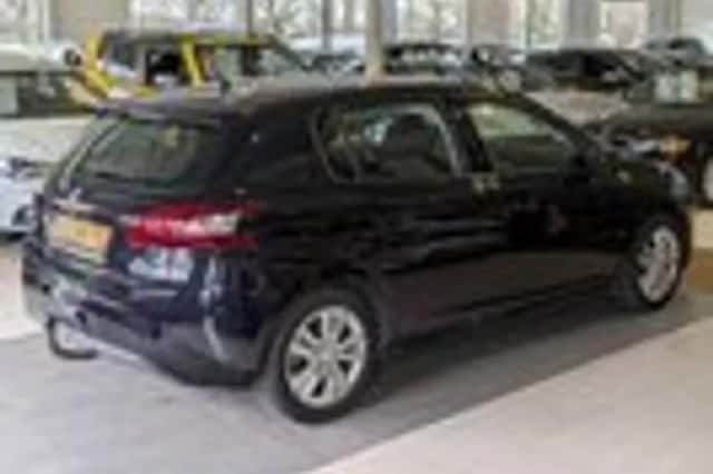 Peugeot 308 (2014) thumbnail 4