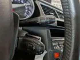 Peugeot 3008 (2010) thumbnail 13