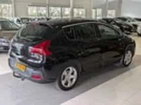 Peugeot 3008 (2010) thumbnail 4
