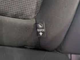 Peugeot 3008 (2010) thumbnail 8