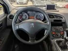 Peugeot 3008 (2010) thumbnail 10
