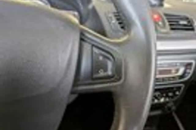 Renault Mégane (2010) thumbnail 13