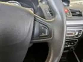 Renault Mégane (2010) thumbnail 13