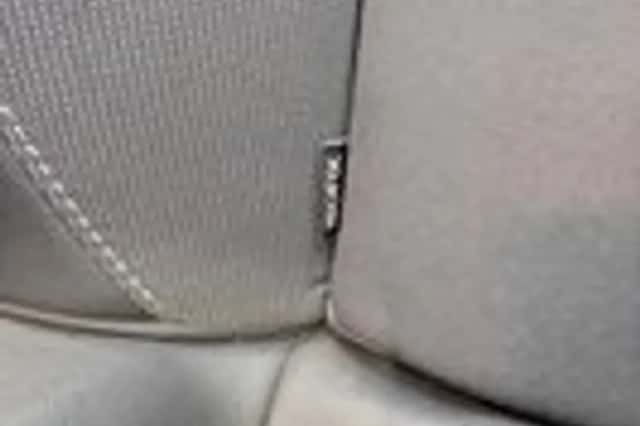 Renault Mégane (2010) thumbnail 8