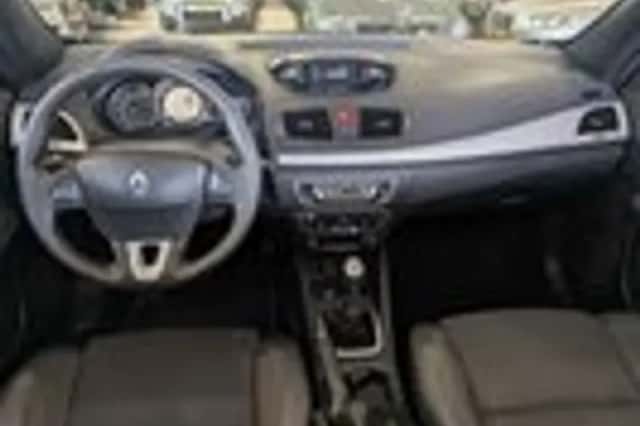 Renault Mégane (2010) thumbnail 9