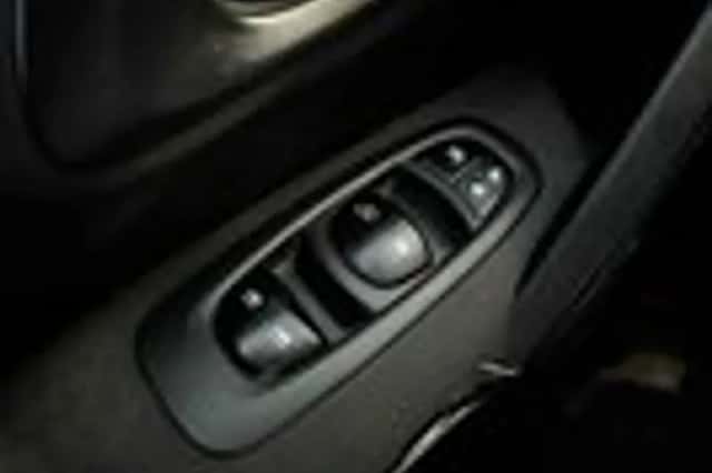 Renault Kadjar (2017) thumbnail 24