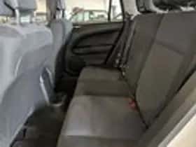 Dodge Caliber (2010) thumbnail 7