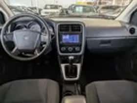 Dodge Caliber (2010) thumbnail 8