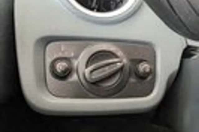 Ford Fiesta (2009) thumbnail 15