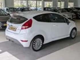Ford Fiesta (2009) thumbnail 4