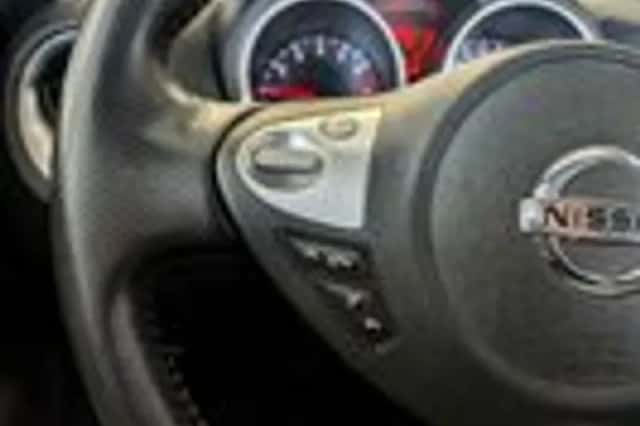 Nissan Juke (2012) thumbnail 12