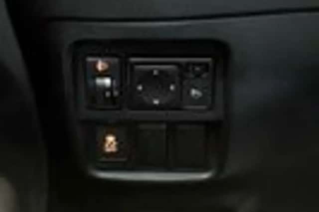 Nissan Juke (2012) thumbnail 22
