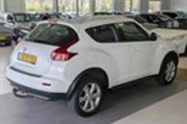 Nissan Juke (2012) thumbnail 4