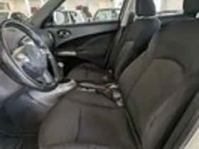 Nissan Juke (2012) thumbnail 6