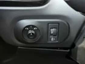 Citroën C4 Cactus (2015) thumbnail 21