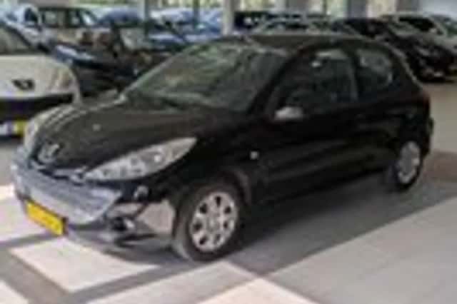 Peugeot 206+ (2010) thumbnail 2