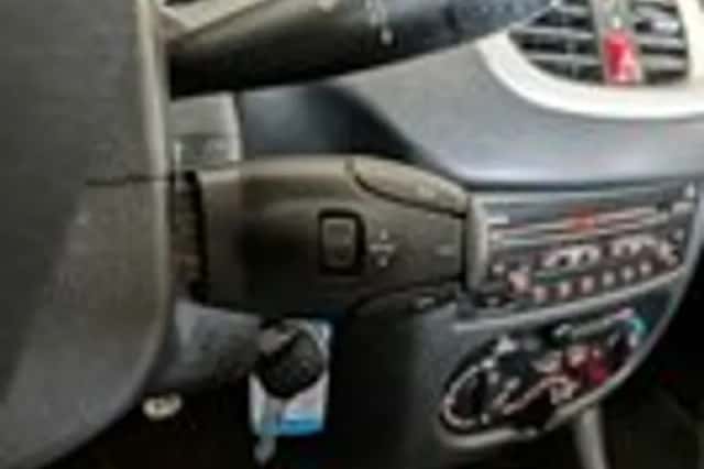 Peugeot 206+ (2010) thumbnail 12