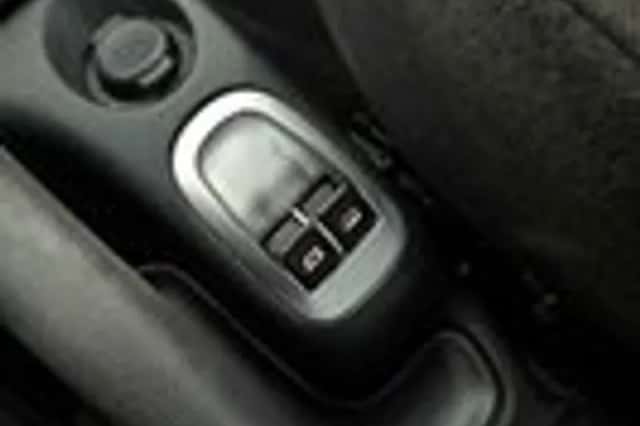 Peugeot 206+ (2010) thumbnail 15