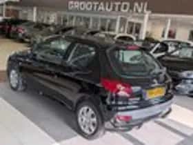Peugeot 206+ (2010) thumbnail 3