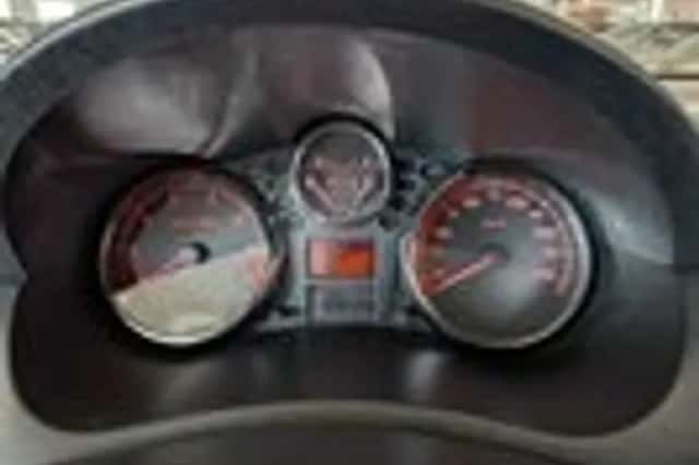 Peugeot 206+ (2010) thumbnail 10